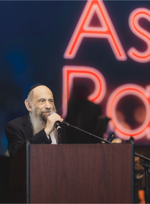 Rabbi Mintz speaking